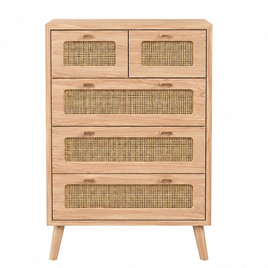 Commode 5 tiroirs cannage rotin bois naturel avec tiroirs ouverts fond blanc